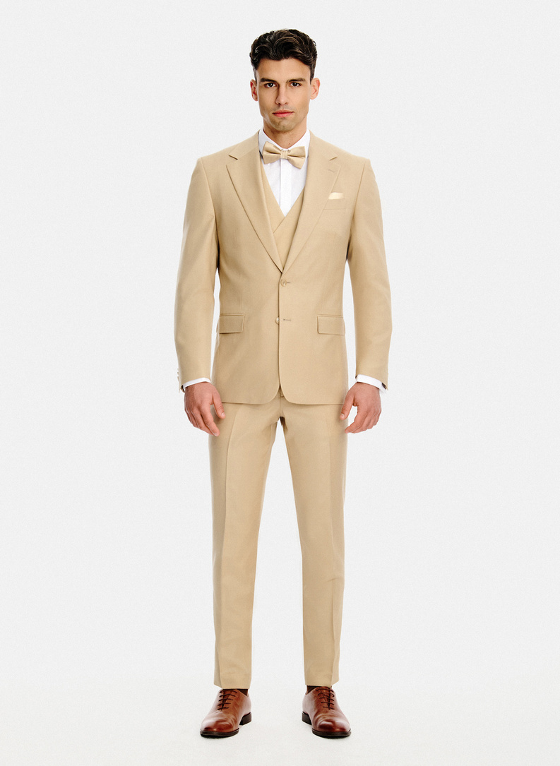 Ślubny wełniany garnitur męski