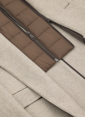 Beżowa marynarka męska z odpinaną stójką