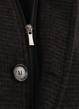 Czarno-brązowy płaszcz męski z odpinanym kapturem