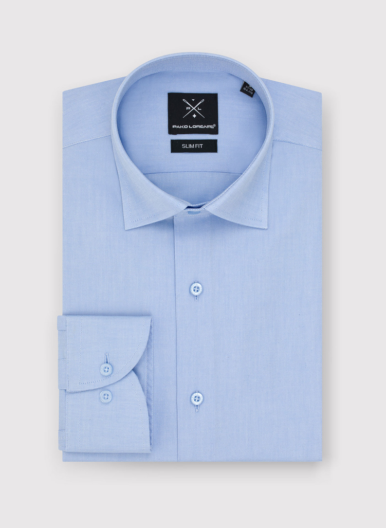 Gładka elegancka koszula męska w kolorze błękitnym
