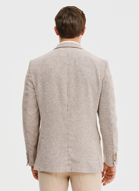 Brązowa marynarka w pepitkę