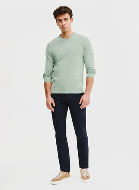 Zielony męski sweter w serek