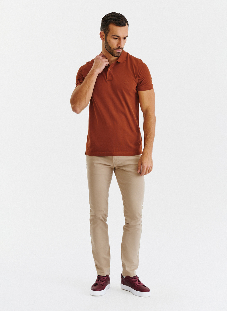 Gładki T-shirt polo w kolorze brązowym