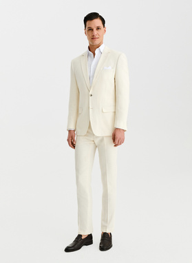 Ślubny beżowy garnitur z lnem