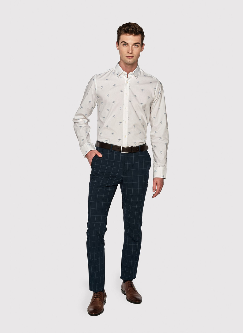 Biała męska koszula w palmy