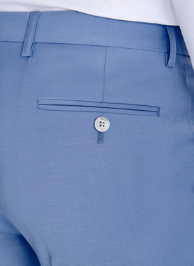 Ślubny niebieski garnitur z wełny