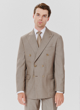 Dwuczęściowy garnitur męski w prążek