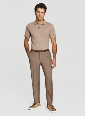 Beżowy t-shirt polo