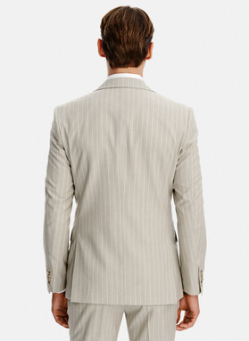 Beżowy garnitur męski w prążek