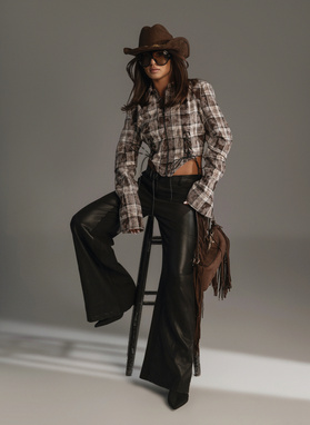 Dopasowana koszula w kratę URBAN BLOUSE brązowa