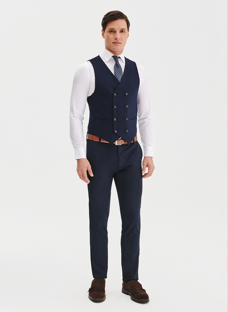 Granatowa dwurzędowa kamizelka męska 