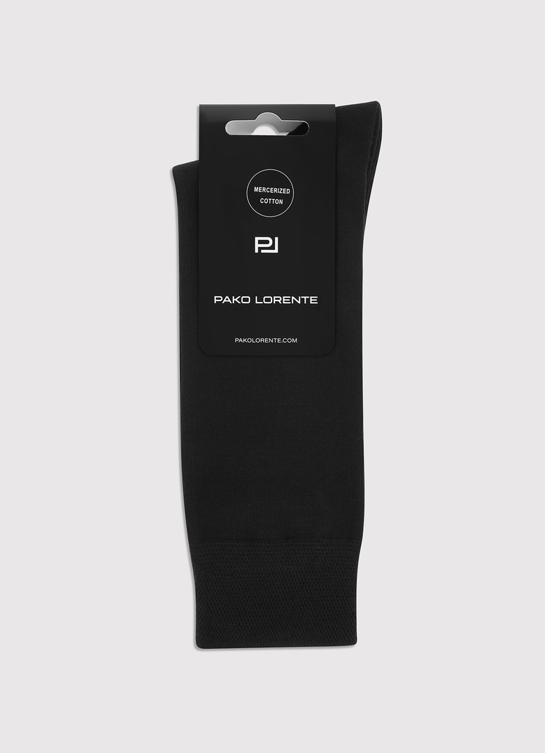 Gładkie czarne skarpety męskie