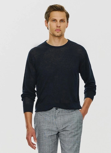 Granatowy lniany sweter 