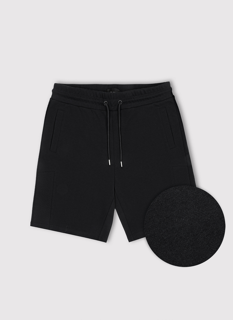 Czarne szorty dresowe