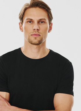 Czarny gładki T-shirt Basic