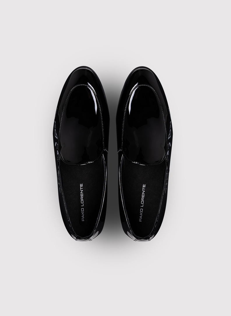 Lakierowane loafersy męskie