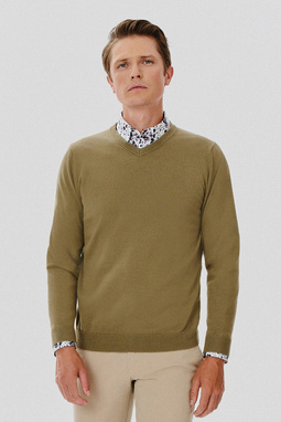 Zielony męski sweter w serek