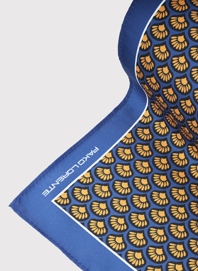 Wzorzysta niebieska poszetka męska