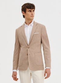 Dzianinowa marynarka w kolorze beżowym