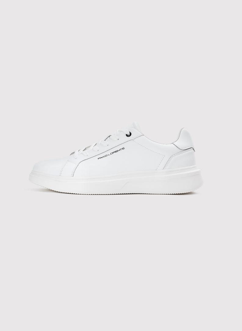 Sneakersy męskie w białym kolorze