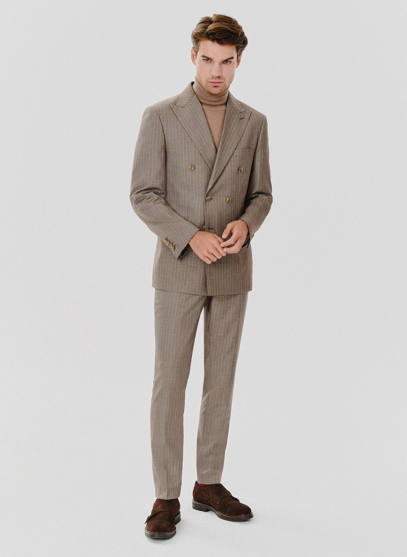 Beżowa marynarka garniturowa w prążki