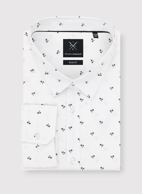 Biała koszula w palmy