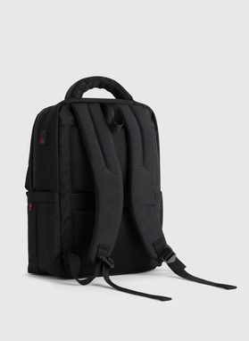 Czarny plecak męski z kieszenią na laptop