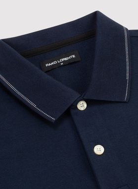 Granatowy t-shirt polo na guziczki