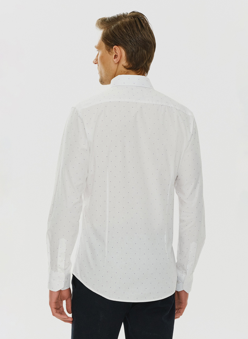 Biała męska koszula w mikrowzór