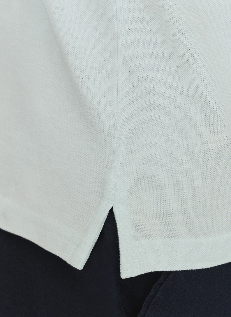 Gładki t-shirt polo w niebieskim kolorze