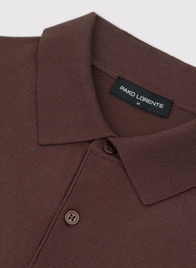 Sweter polo w kolorze brązowym