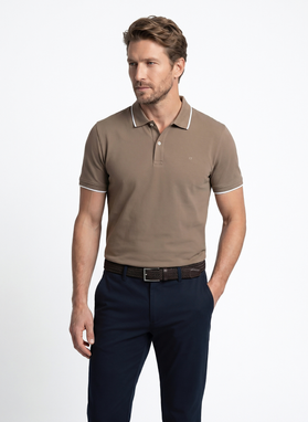 Brązowy t-shirt polo