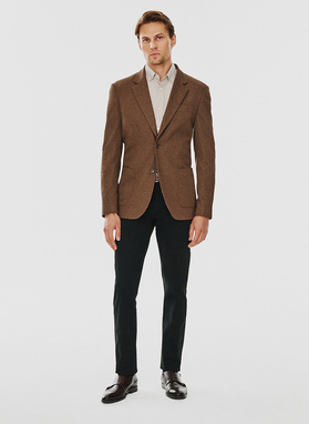 Brązowa marynarka męska