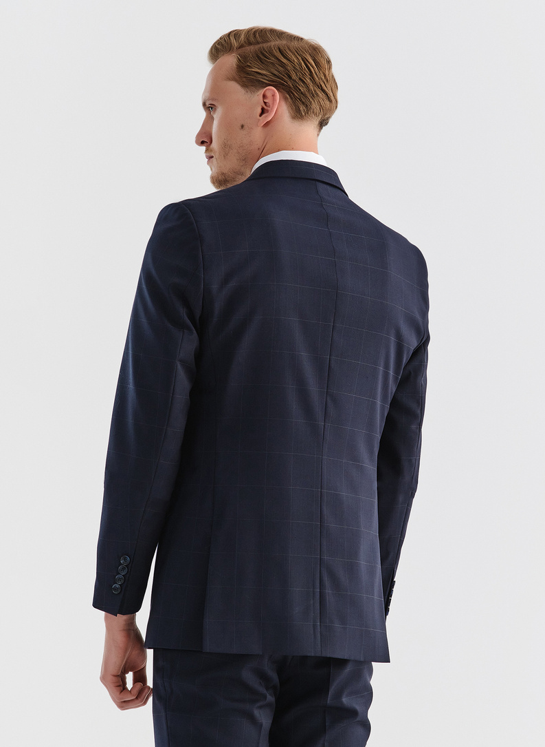 Granatowy wełniany garnitur w kratę