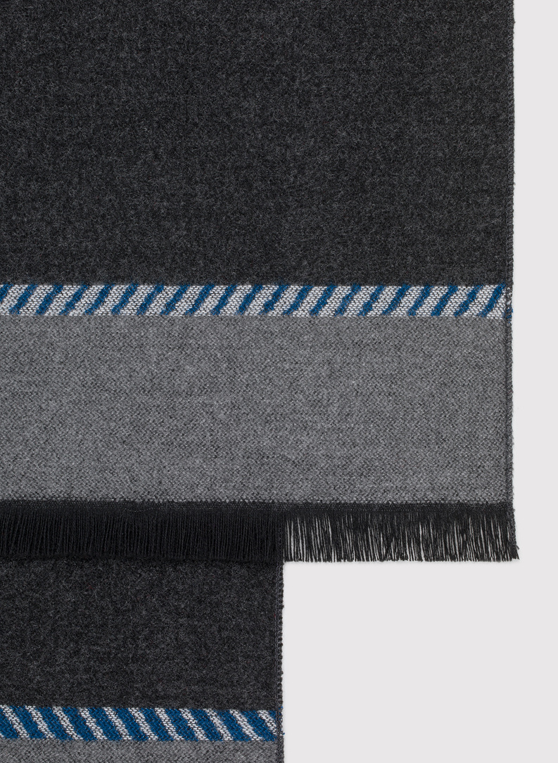 Szary męski szalik w pasy