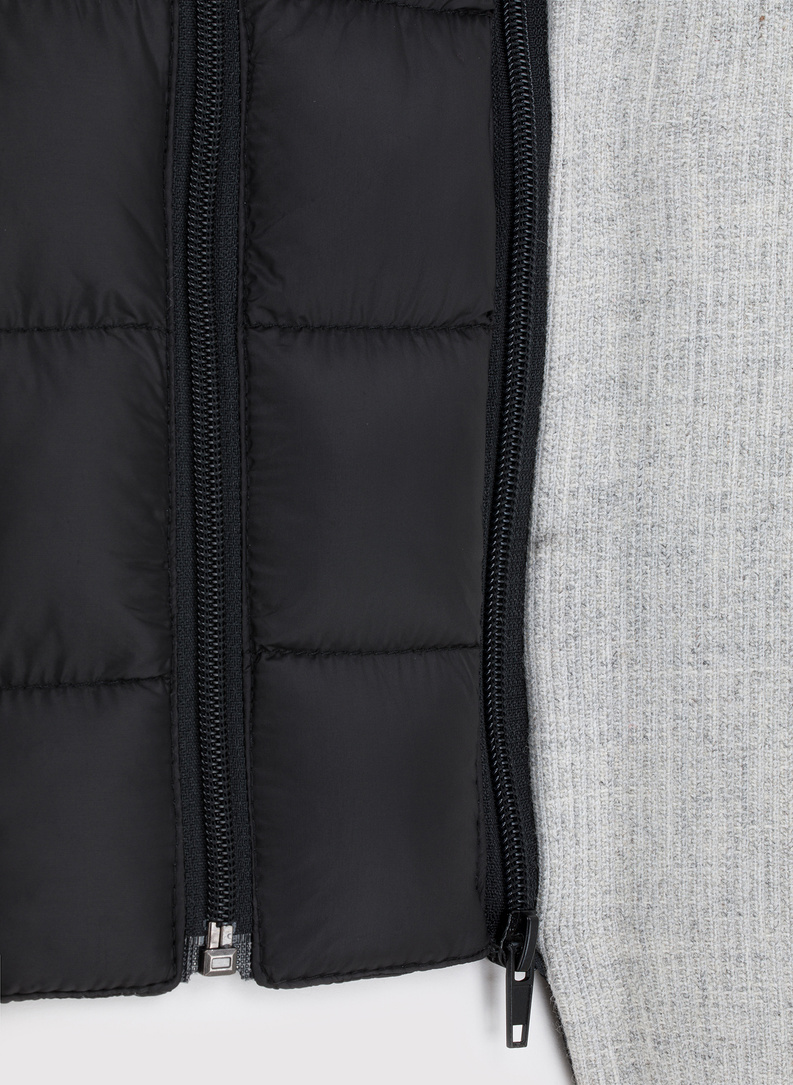 Szara marynarka męska z odpinaną podpinką