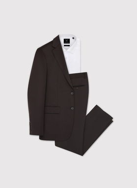Brązowy garnitur męski