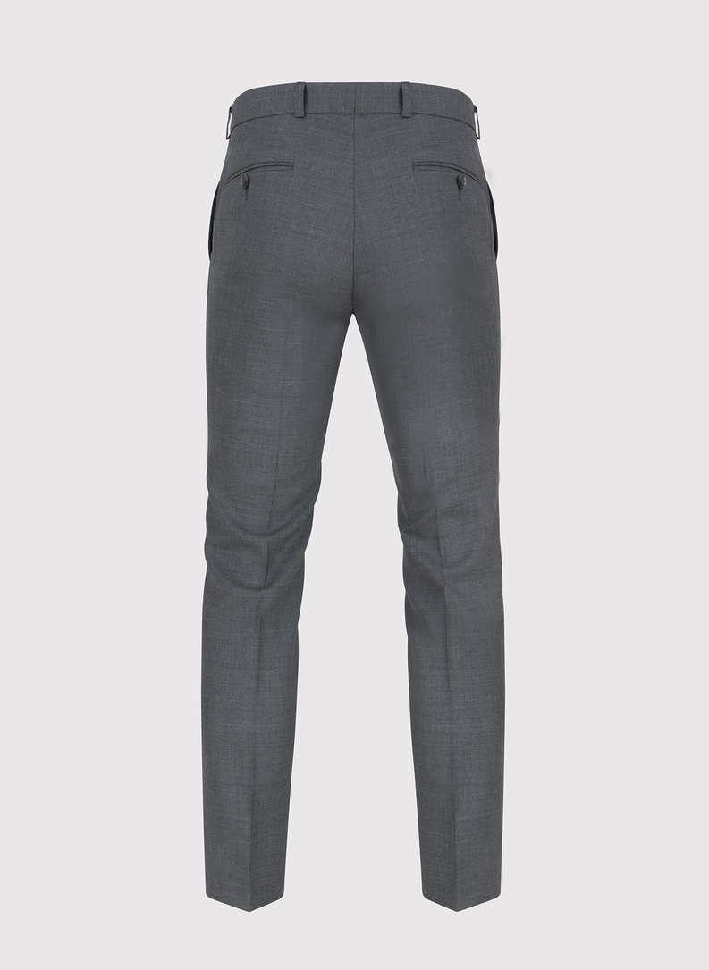 Szary wełniany garnitur