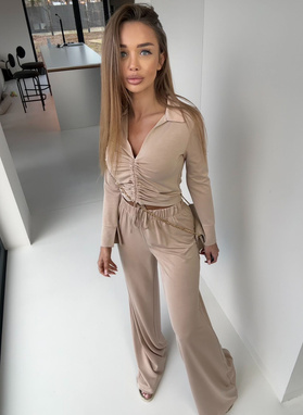 Komplet damski CREWT w kolorze beżowym