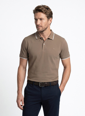 Brązowy t-shirt polo