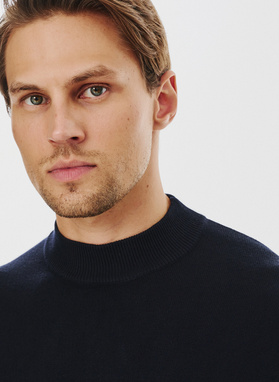 Granatowy gładki półgolf męski