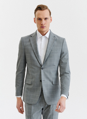 Szary garnitur męski z wełny