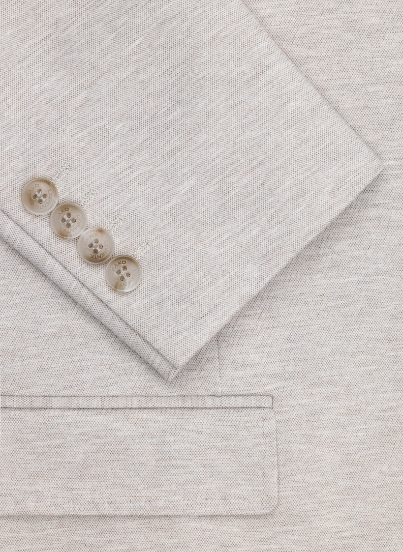 Dzianinowa marynarka w kolorze beżowym