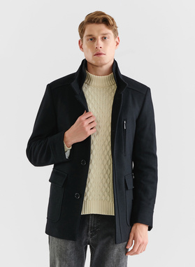 Czarny krótki płaszcz męski z wełną i kaszmirem