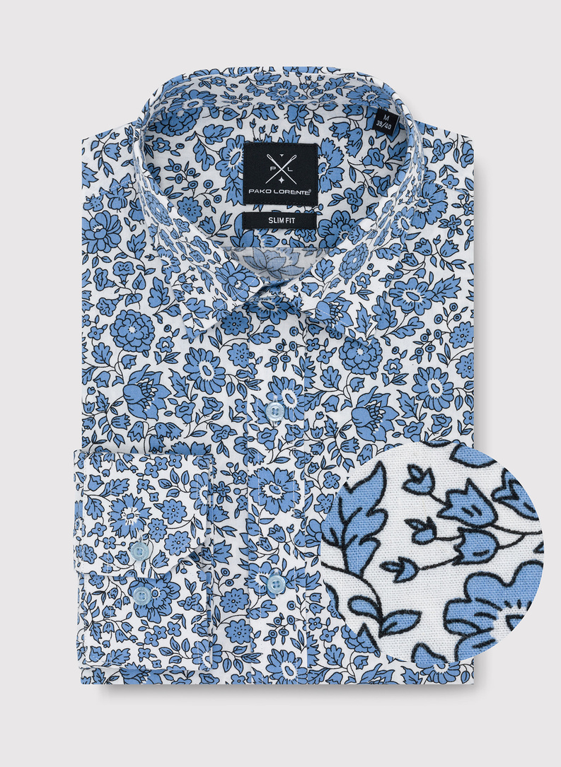 Biała koszula w niebieskie kwiaty 