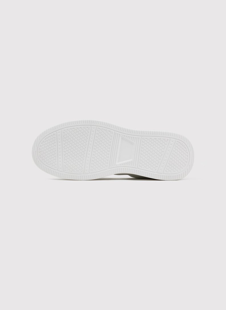 Sneakersy męskie w białym kolorze