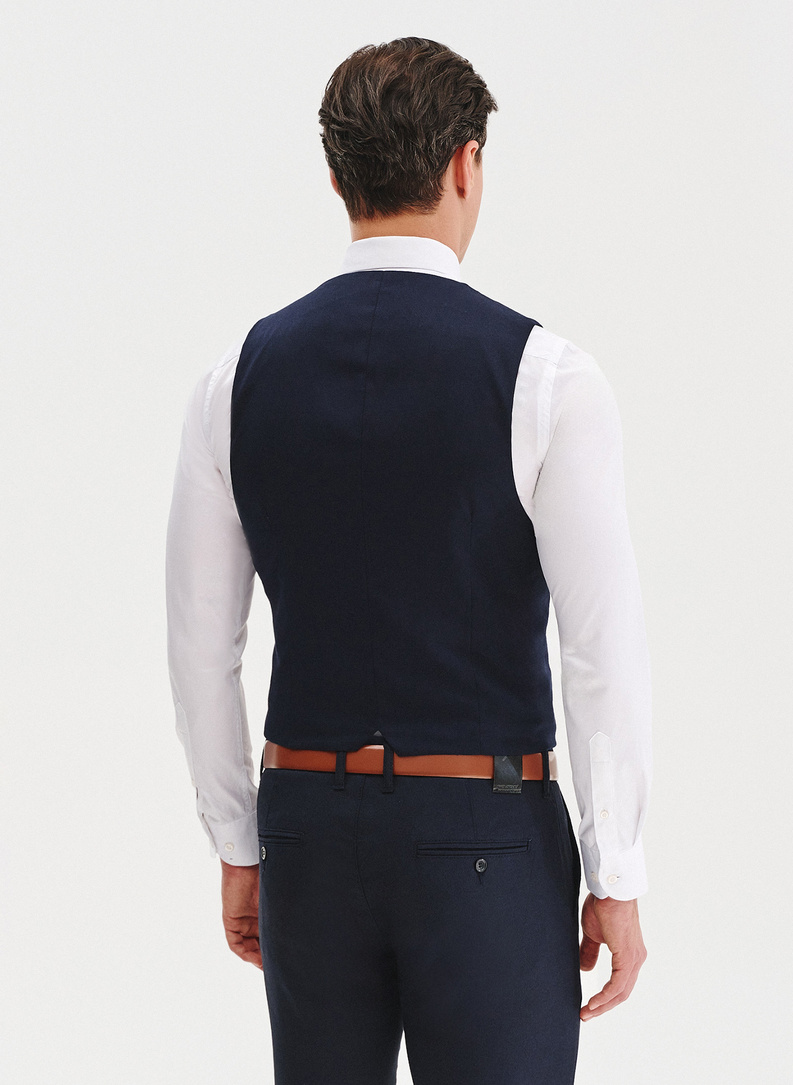 Granatowa dwurzędowa kamizelka męska 