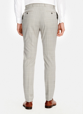 Ślubny garnitur męski w kratkę