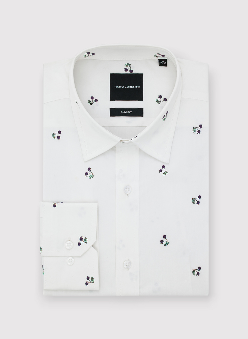 Biała koszula męska w wiśnie