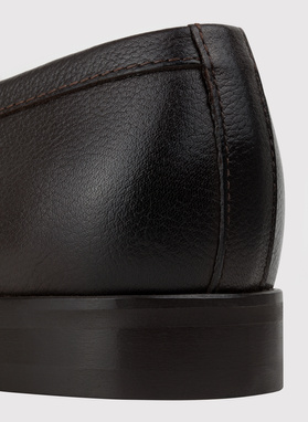 Brązowe loafersy męskie